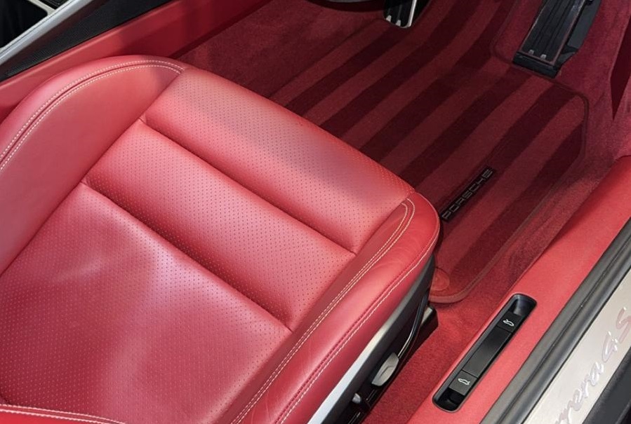 Leather vs. Fabric: Different Valeting Techniques for Different Seats